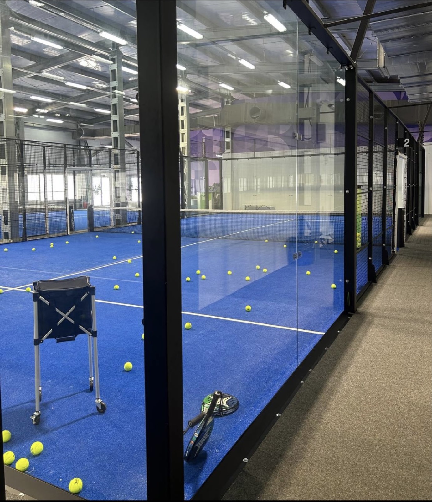 Корт с видом на стадион Фишт